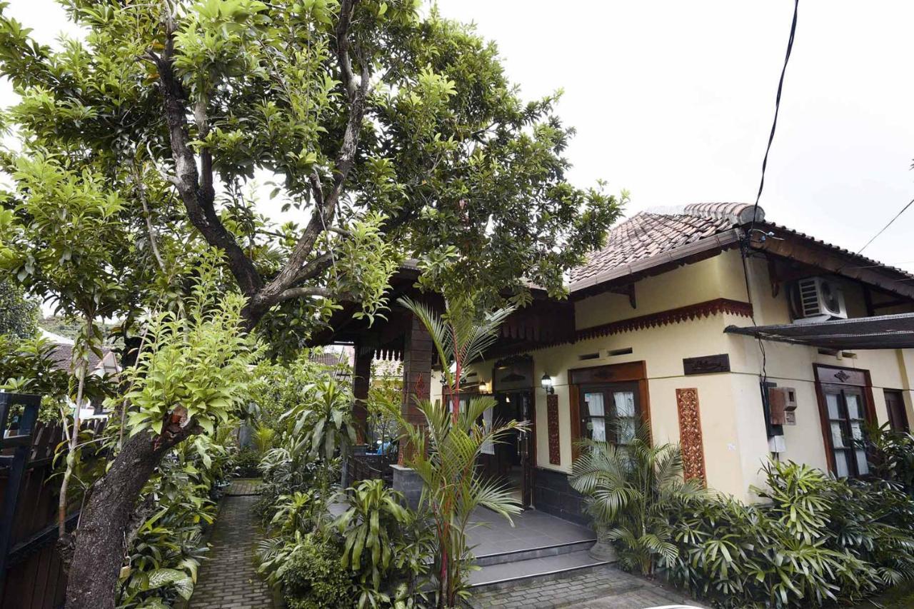 יוגיאקרטה Ndalem Maharani Guest House מראה חיצוני תמונה