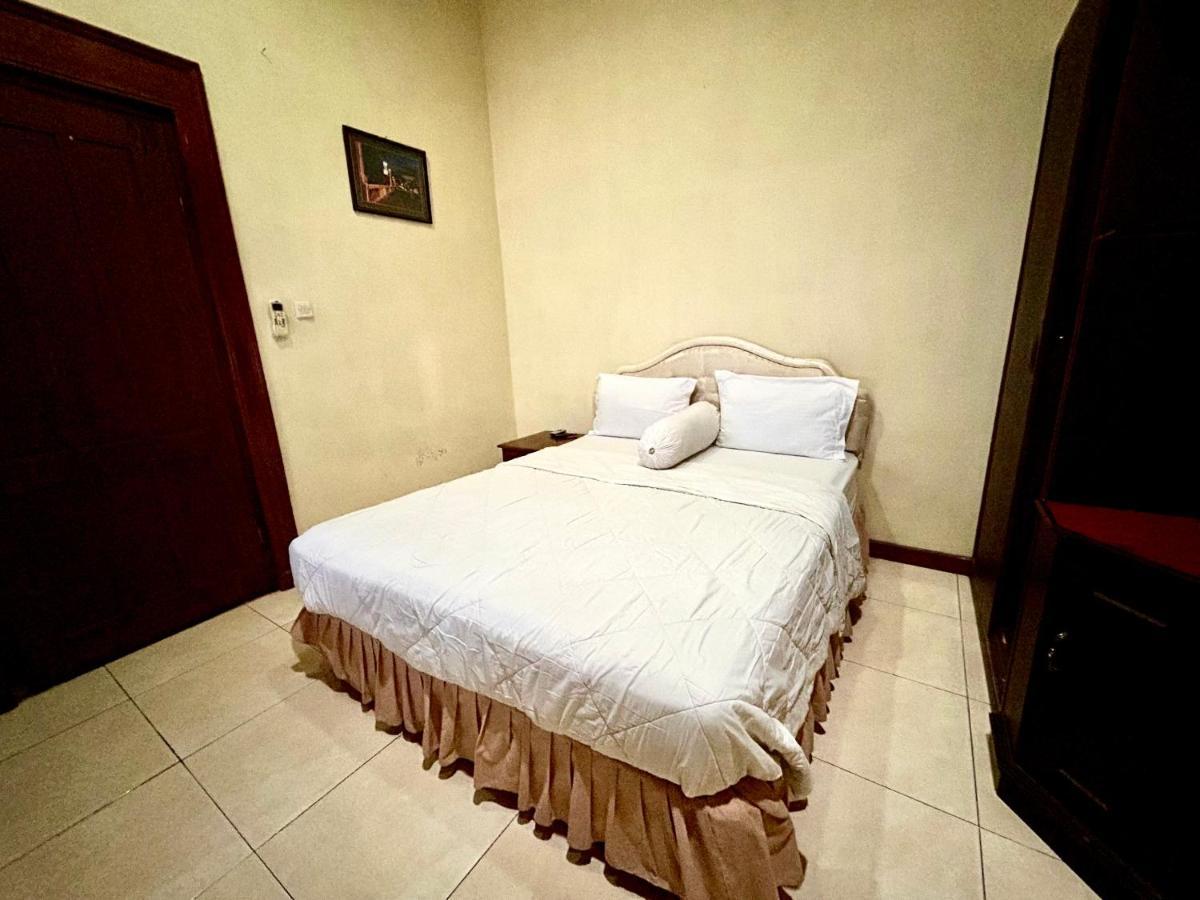 יוגיאקרטה Ndalem Maharani Guest House מראה חיצוני תמונה