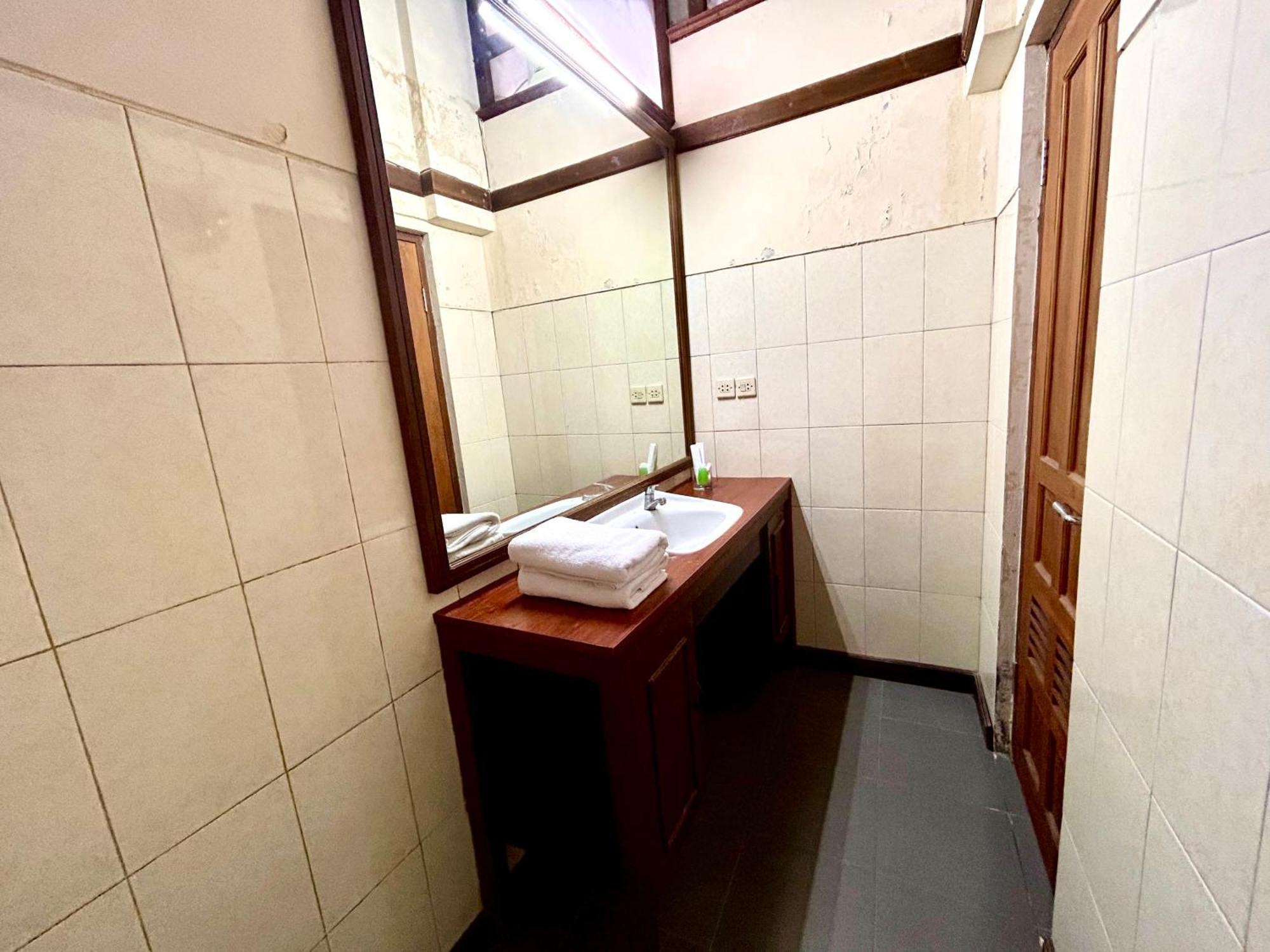 יוגיאקרטה Ndalem Maharani Guest House מראה חיצוני תמונה